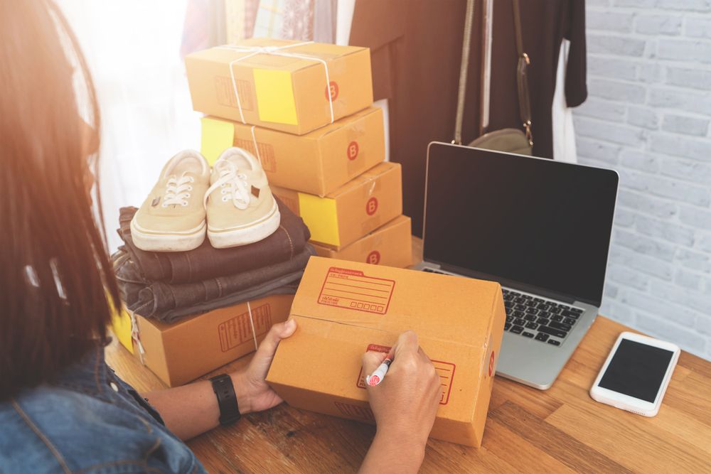 22 Best Websites to Sell Your Stuff Locally (Online and App-Based)