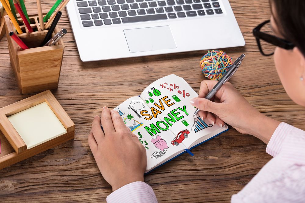 A woman doodling about savings