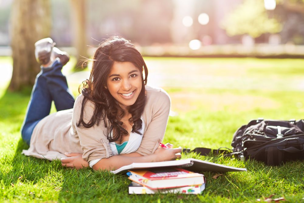 13+ Effective Money-Saving Tips for College Students on a Tight Budget